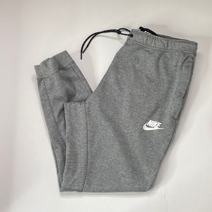Nike Sportswear Club Sweatpant Joggers NEW LARGE